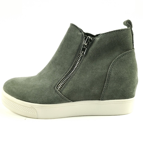 Steve Madden Shoes - Steve Madden Suede Zip Wedge Shoes Size 9.5
